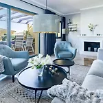 La-Beautiful 3 Bedroom Penthouse Close To Sea